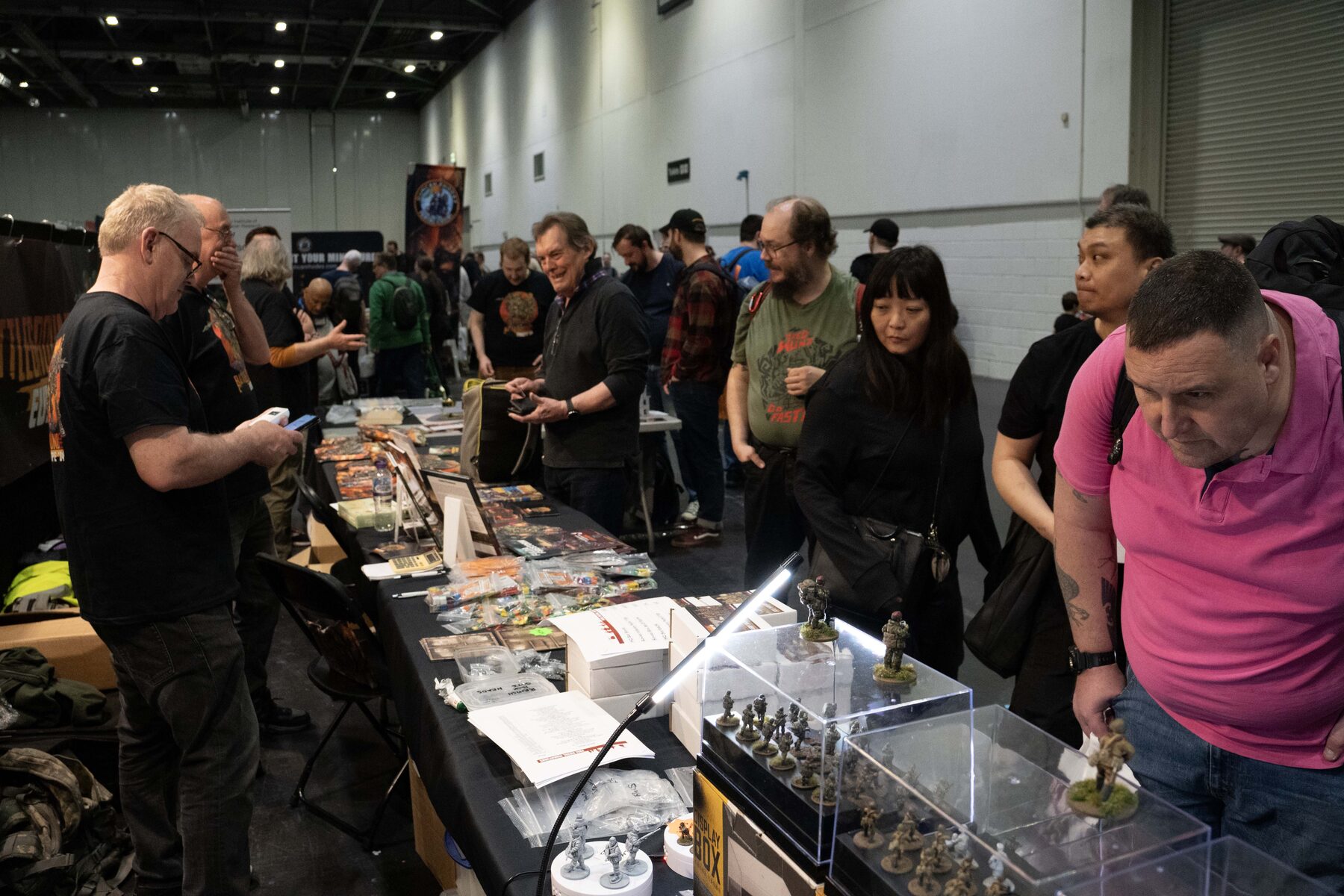 Customers examining the new platoon box displays